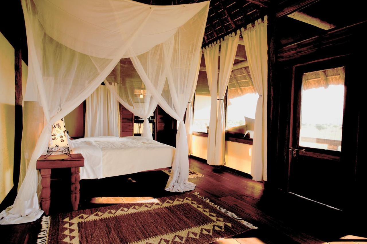 Apoka Safari Lodge Loitanit Eksteriør bilde