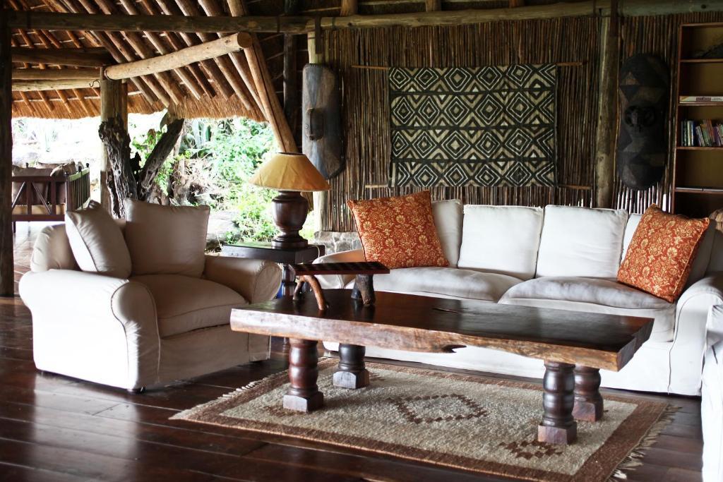 Apoka Safari Lodge Loitanit Eksteriør bilde